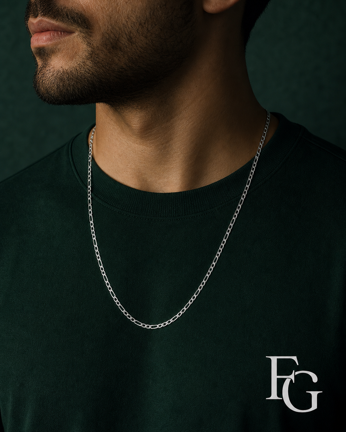Men's 925 sterling silver chain with a distinctive Figaro design