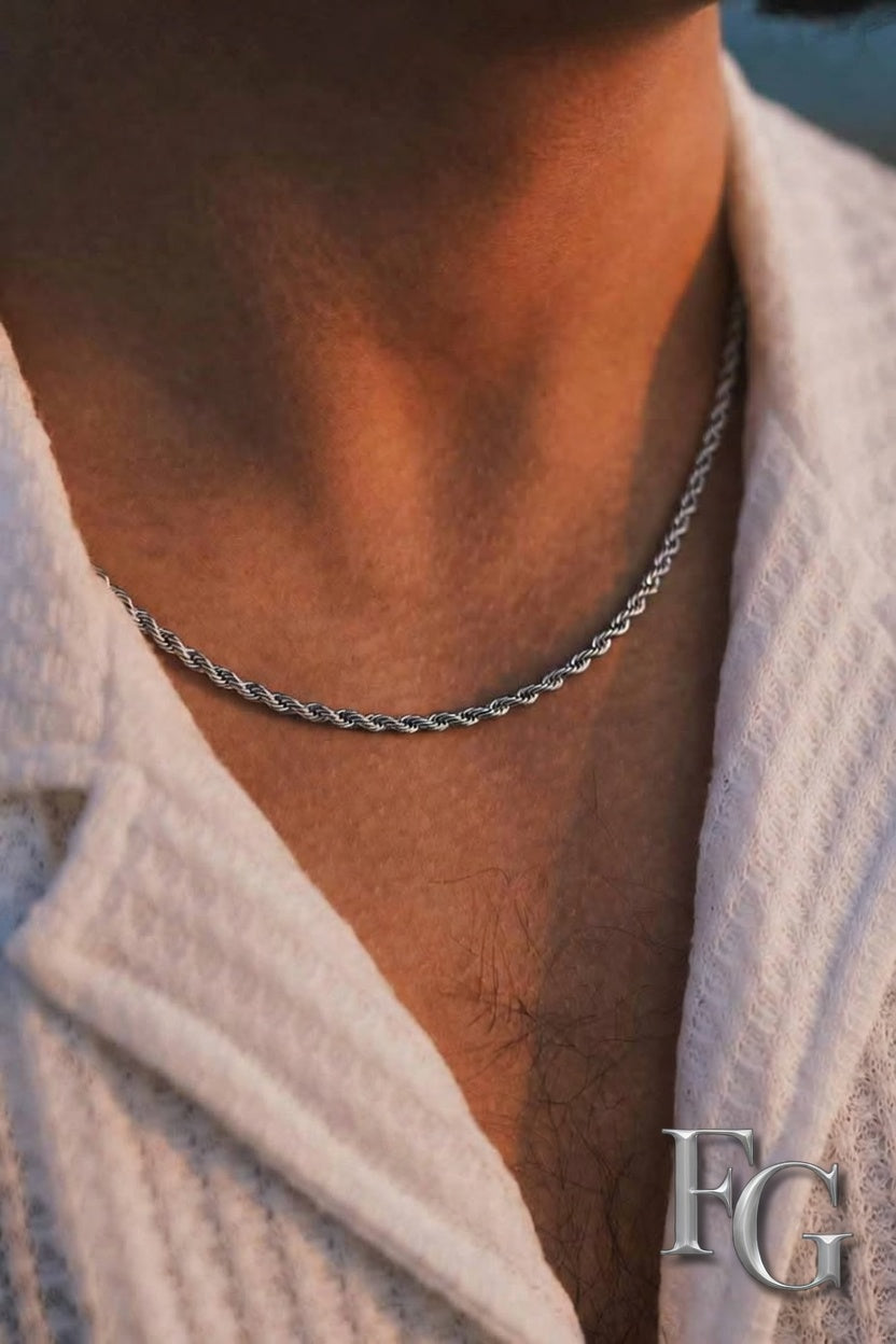 A classic chain with a modern twist – Rope Chain