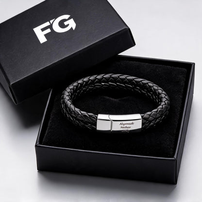 FG bracelet for the practical man – refined design and luxurious look