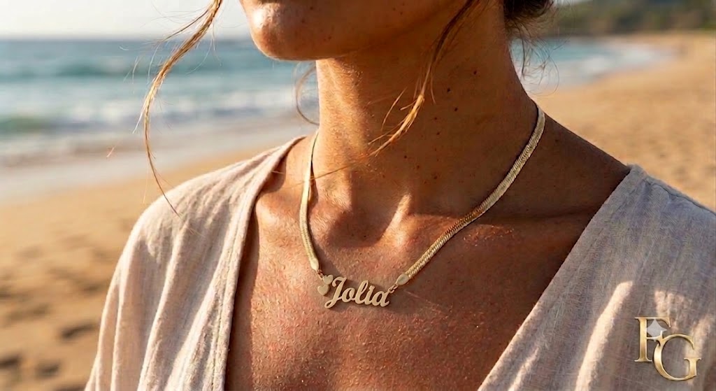 Gold name necklace – your everyday companion with a personal touch